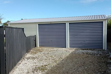 Photo of property in 102 Peel Street, Westport, 7825