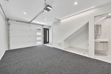 Photo of property in 252 Pakuranga Road, Pakuranga Heights, Auckland, 2010