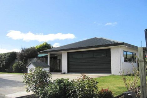 Photo of property in 5 Pukekura Place, Taradale, Napier, 4112