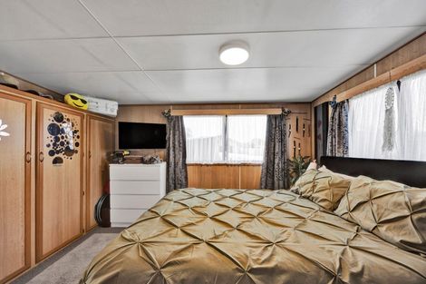 Photo of property in 13 Hickey Place, Opunake, 4616