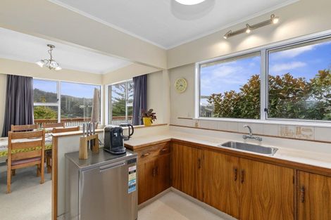 Photo of property in 26 Dalton Grove, Stokes Valley, Lower Hutt, 5019