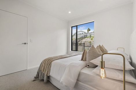 Photo of property in 36b Kukuwai Avenue, Red Beach, 0932