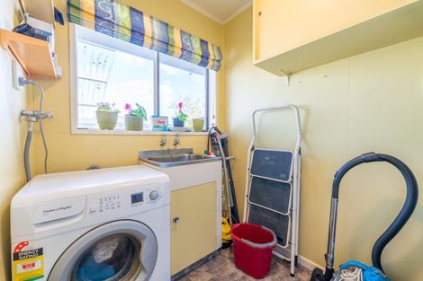 Photo of property in 10 Gorge Road, Waimate, 7924