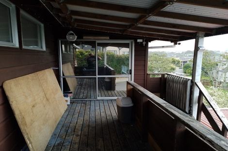 Photo of property in 10 Lilburn Crescent, Massey, Auckland, 0614