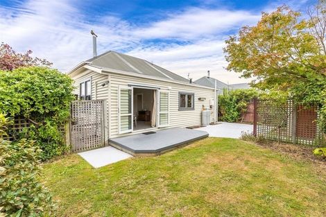 Photo of property in 85 Caledonian Road, St Albans, Christchurch, 8014