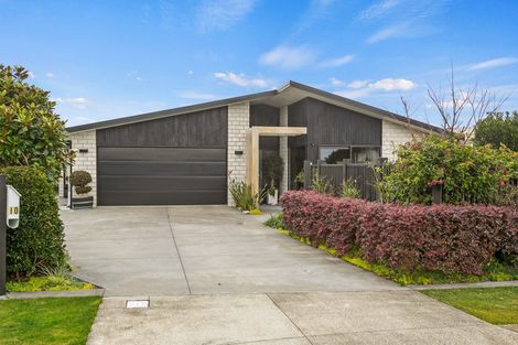 Photo of property in 10 Francis Douglas Drive, Westown, New Plymouth, 4310