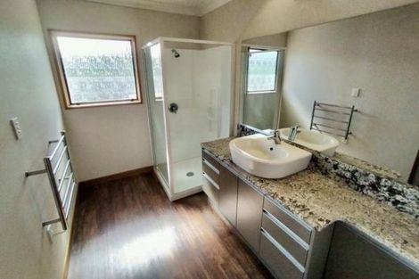 Photo of property in 99a Atawhai Road, Fitzherbert, Palmerston North, 4410