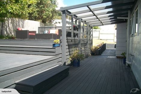 Photo of property in 24 Garton Drive, Massey, Auckland, 0614