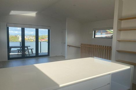 Photo of property in 774b Whangaparaoa Road, Manly, Whangaparaoa, 0930