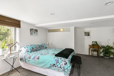 Photo of property in 137 Houghton Bay Road, Houghton Bay, Wellington, 6023
