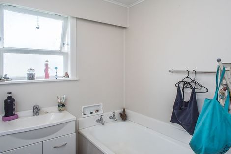 Photo of property in 54a Kapiti Road, Paraparaumu, 5032