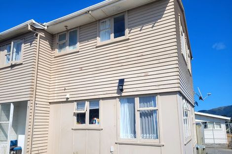 Photo of property in 5- 7 Hazard Grove, Cannons Creek, Porirua, 5024