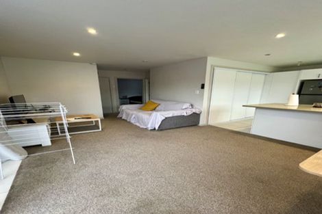 Photo of property in 19 Castleford Street, Green Bay, Auckland, 0604