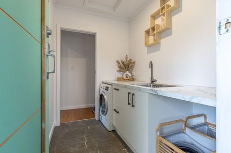 Photo of property in 5 Mackie Street, Waipukurau, 4200