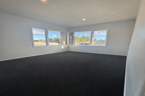 Photo of property in 51 Hallberry Road, Mangere East, Auckland, 2024