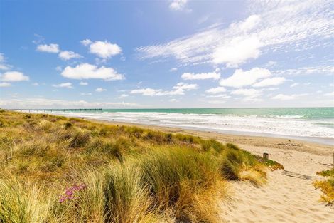 Photo of property in 9/272 Marine Parade, New Brighton, Christchurch, 8061