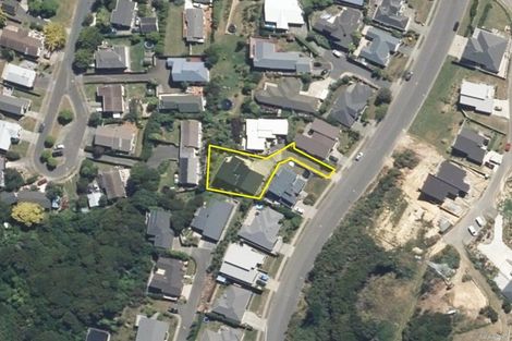 Photo of property in 102 Navigation Drive, Whitby, Porirua, 5024