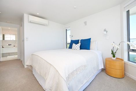 Photo of property in 401/36 Victoria Road, Mount Maunganui, 3116