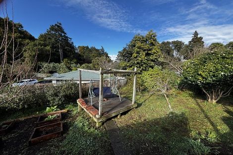 Photo of property in 22 Banks Street, Marfell, New Plymouth, 4310