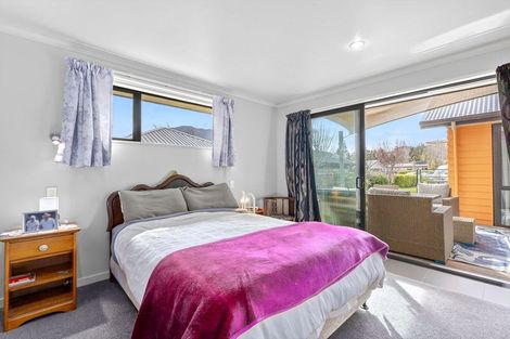 Photo of property in 35 Charles Court, Lake Hawea, Wanaka, 9382