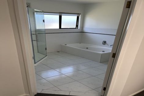 Photo of property in 106 West Hoe Heights, Orewa, 0931