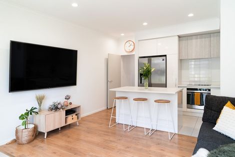 Photo of property in 211 Hobsonville Road, Hobsonville, Auckland, 0618