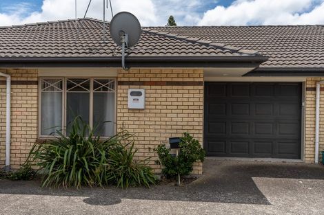 Photo of property in 201u3 Massey Street, Frankton, Hamilton, 3204