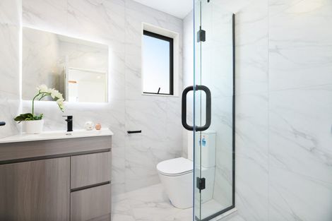 Photo of property in 17d Ranch Avenue, Beach Haven, Auckland, 0626