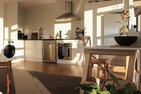 Photo of property in 4 William Earp Place, Tawa, Wellington, 5028