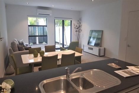 Photo of property in 3/40 Scarlet Oak Drive, Schnapper Rock, Auckland, 0632