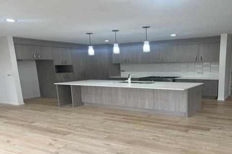 Photo of property in 12 Huarahi Pai Road, Huapai, Kumeu, 0810