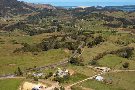 Photo of property in 15 Karuhiruhi Road, Oue, Kaikohe, 0473