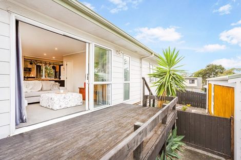 Photo of property in 163 Don Buck Road, Massey, Auckland, 0614