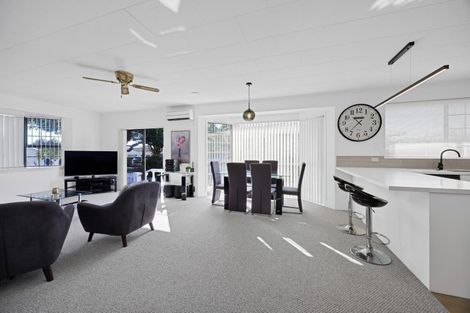 Photo of property in 1/5 Selwyn Street, Lower Vogeltown, New Plymouth, 4310