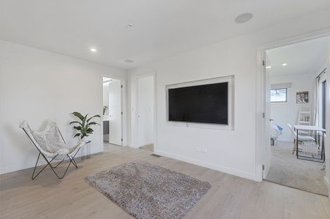 Photo of property in 134 Racecourse Road, Cambridge, 3493