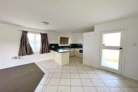 Photo of property in 32 Tiraumea Drive, Pakuranga, Auckland, 2010