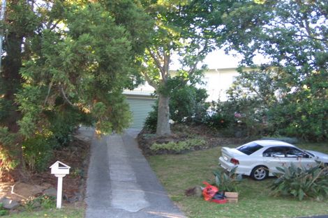 Photo of property in 10 Cheryl Place, Hillcrest, Auckland, 0627