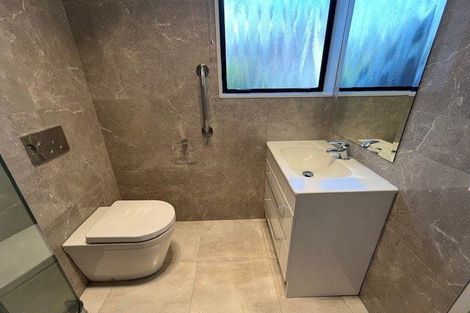 Photo of property in 2/170 Bucklands Beach Road, Bucklands Beach, Auckland, 2012