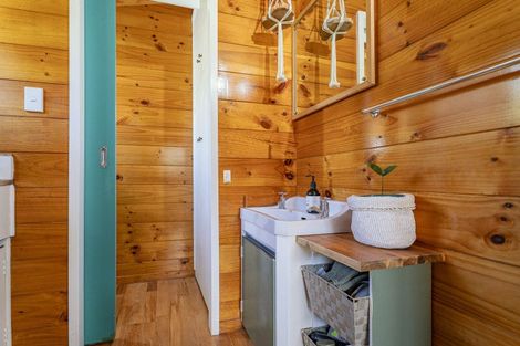 Photo of property in 15 Rabbit Way, Whitianga, 3510