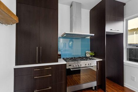 Photo of property in 130 Saint Martins Road, Saint Martins, Christchurch, 8022