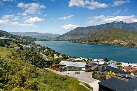 Photo of property in 12 Birch Lane, Queenstown, 9300
