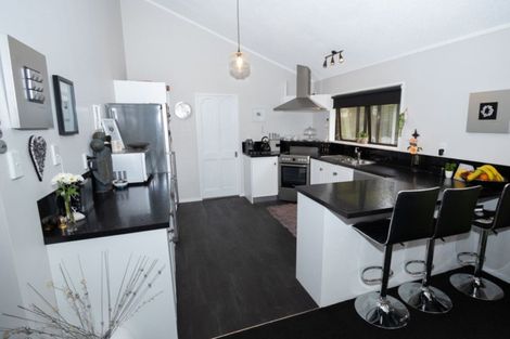 Photo of property in 21 Waikato Esplanade, Ngaruawahia, 3720