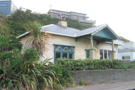 Photo of property in 72 Owhiro Bay Parade, Owhiro Bay, Wellington, 6023