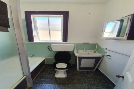Photo of property in 4 Devon Street, Aro Valley, Wellington, 6021