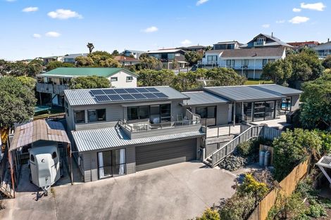 Photo of property in 23 Hinemoa Place, Snells Beach, 0920