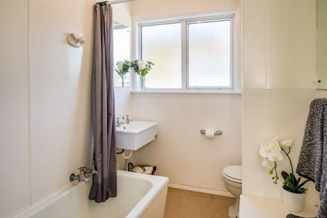 Photo of property in 209b Waddington Drive, Naenae, Lower Hutt, 5011
