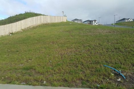 Photo of property in 65 Rathmullen Place, Pinehill, Auckland, 0632