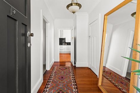 Photo of property in 14 Bay View Road, Bluff Hill, Napier, 4110