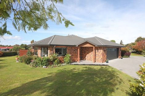 Photo of property in 7 Melody Place, Marton, 4710