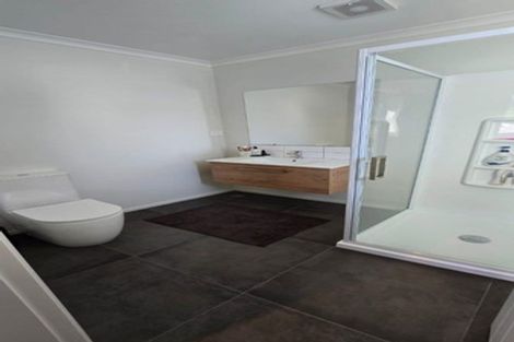 Photo of property in 52 Martingale Drive, Whitby, Porirua, 5024